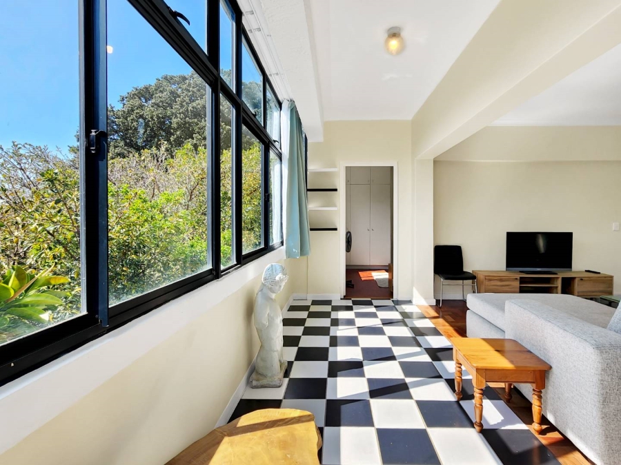 To Let 2 Bedroom Property for Rent in Gardens Western Cape